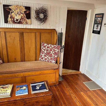 1891 Schoolhouse Inn Morgantown エクステリア 写真